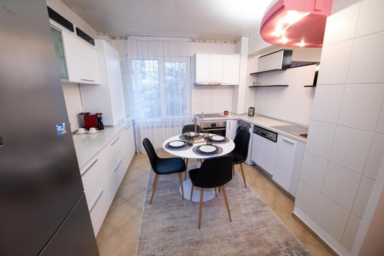 Cozy Apartment In ซูชาวา ภายนอก รูปภาพ