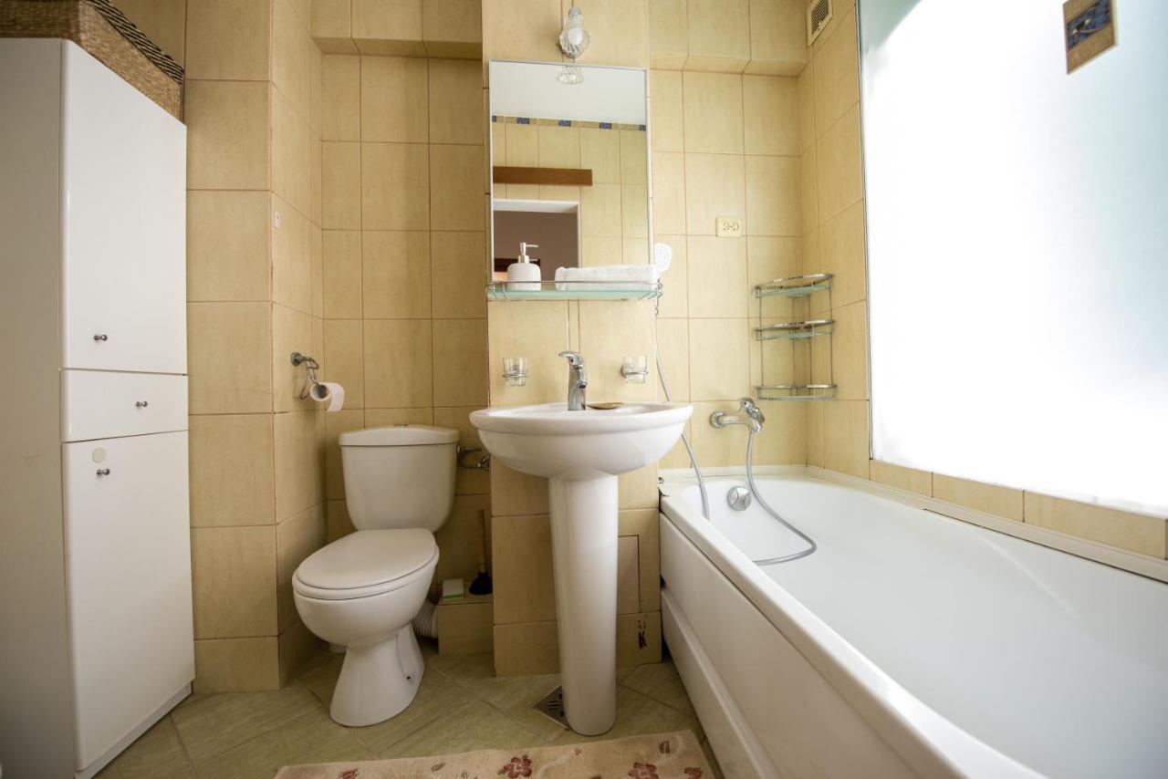 Cozy Apartment In ซูชาวา ภายนอก รูปภาพ
